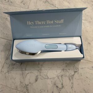 NOR Light Blue Garment Steamer
